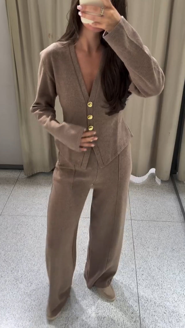 Women V-neck Buttoned Casual Suit