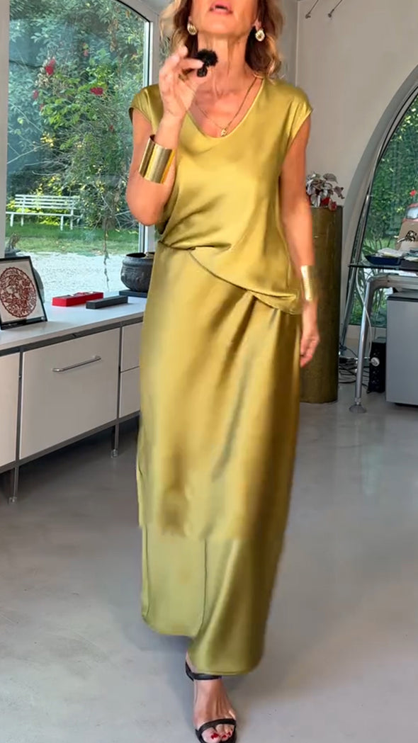 Women Round Neck Top + Skirt Solid Color Casual Suit