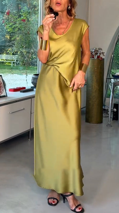 Women Round Neck Top + Skirt Solid Color Casual Suit
