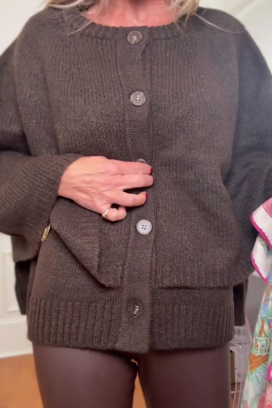 Women Casual Crew Neck Cape-Style Double-Layered Knit Cardigan