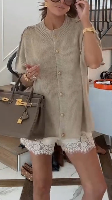 Women Round Neck Button-down Knitted Sweater