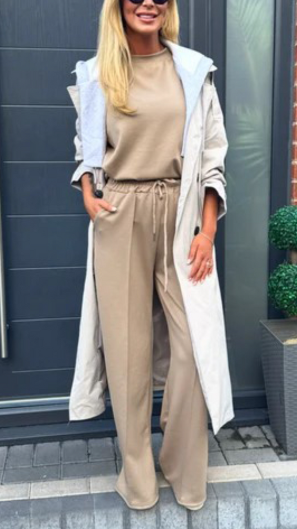 Women Round Neck Solid Color Casual Suit